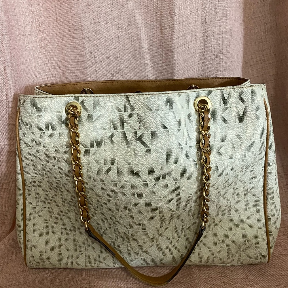 Michael Kors Purse.